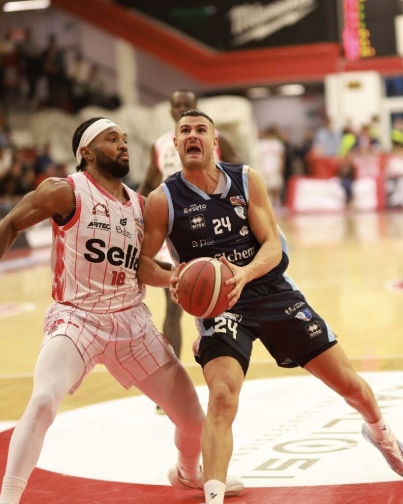 Sebastiani in trasferta a Roseto. Tanti gli ex Npc:  Cannon, Sabatino, Sperduto e Timperi