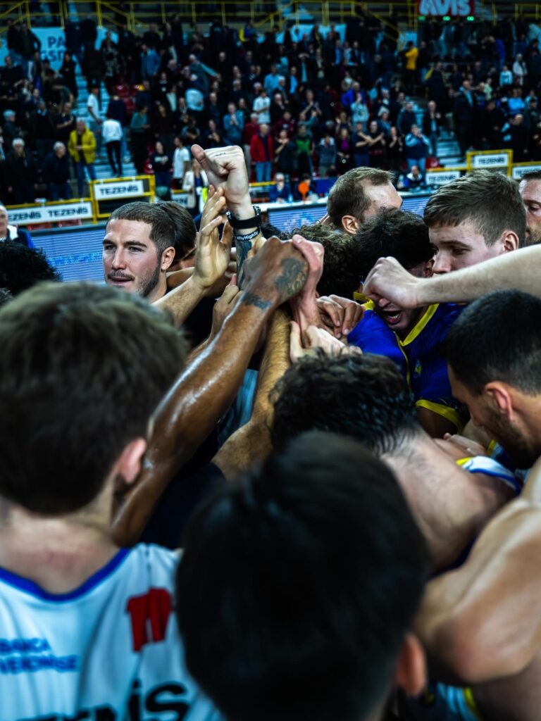 Sebastiani, stasera la sfida con Ruvo. Nell’anticipo Verona batte Brindisi e si prende il primato