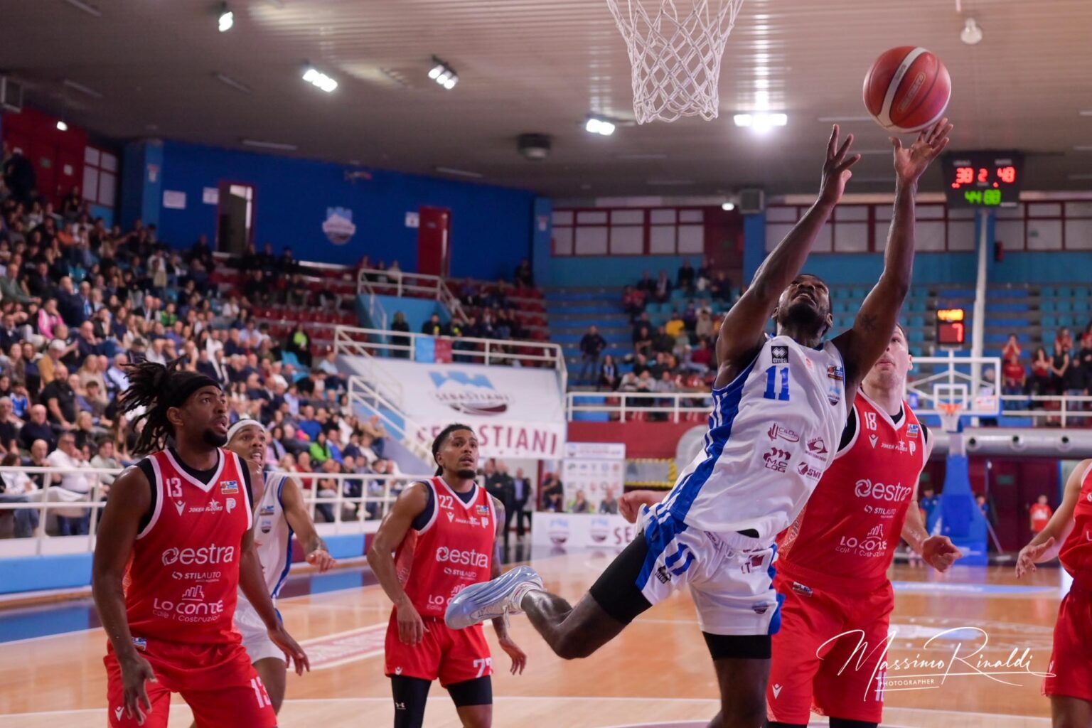 Domani si torna in campo. Al PalaSojourner arriva Ruvo di Puglia