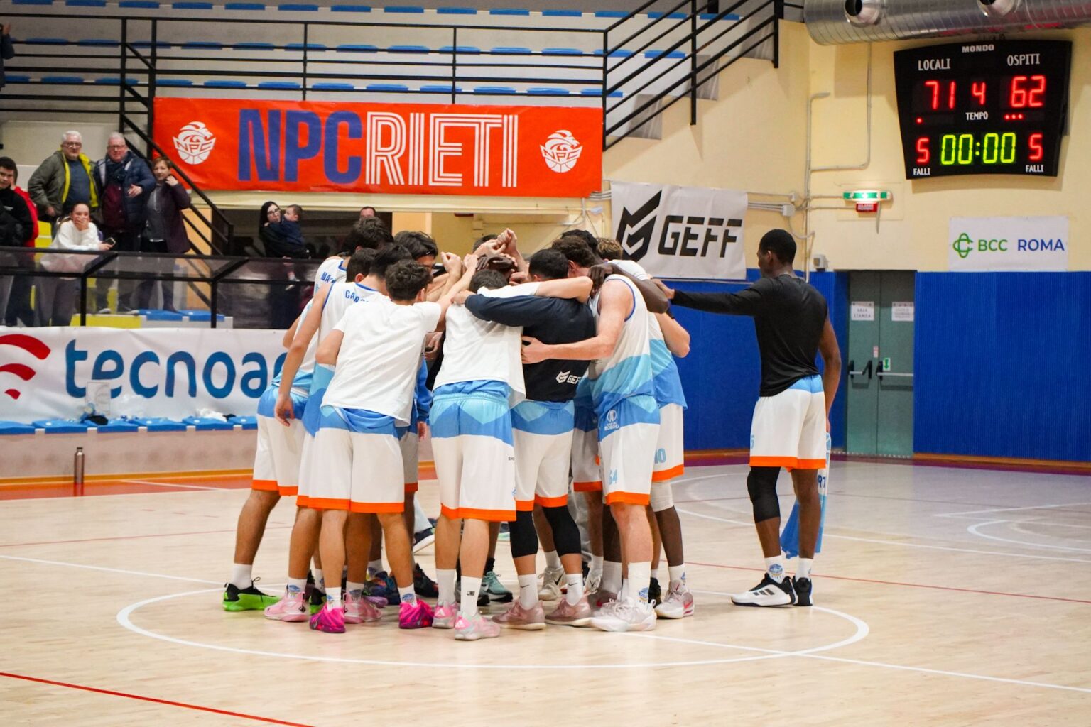 Npc che impresa. Battuta la seconda forza del campionato Spello. Top scorer Engolo, in doppia cifra anche Canacci e Diouf