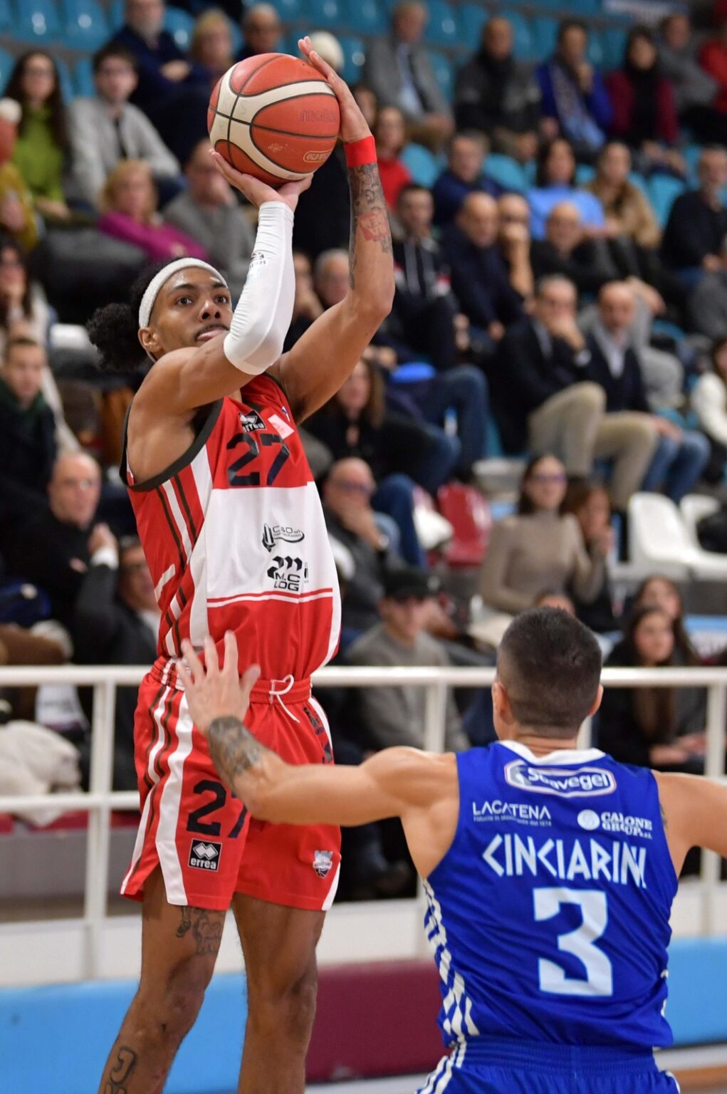 Udom show e la Sebastiani risorge battendo Brindisi nel recupero.